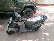 https://riyasewana.com/uploads/yamaha-ray-zr-151350116055.jpg