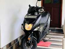 Yamaha Ray Zr 2018 Motorbike