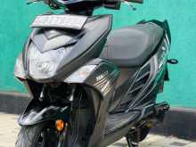 https://riyasewana.com/uploads/yamaha-ray-zr-151445454452.jpg