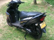 https://riyasewana.com/uploads/yamaha-ray-zr-1613025224223.jpg