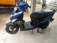 https://riyasewana.com/uploads/yamaha-ray-zr-161312574142.jpg