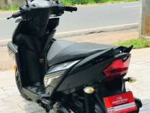https://riyasewana.com/uploads/yamaha-ray-zr-16905031086.jpg