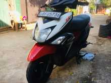 https://riyasewana.com/uploads/yamaha-ray-zr-169283113632.jpg