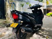 https://riyasewana.com/uploads/yamaha-ray-zr-1714064313373.jpg