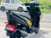 https://riyasewana.com/uploads/yamaha-ray-zr-171449061933.jpg