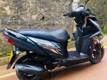 https://riyasewana.com/uploads/yamaha-ray-zr-1719171713052.jpg
