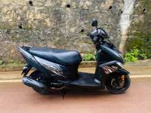Yamaha Ray Zr 2019 Motorbike