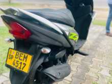 https://riyasewana.com/uploads/yamaha-ray-zr-1810002613532.jpg