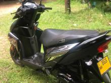 https://riyasewana.com/uploads/yamaha-ray-zr-1814333824803.jpg