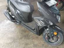 https://riyasewana.com/uploads/yamaha-ray-zr-1816020713564.jpg