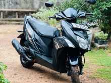 Yamaha Ray Zr 2018 Motorbike