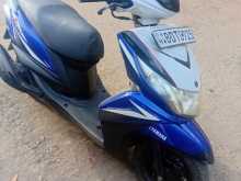 Yamaha Ray ZR 2015 Motorbike