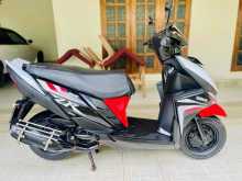 https://riyasewana.com/uploads/yamaha-ray-zr-188100822962.jpg