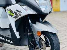 https://riyasewana.com/uploads/yamaha-ray-zr-191435364572.jpg