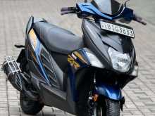 https://riyasewana.com/uploads/yamaha-ray-zr-192337014932.jpg