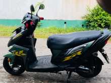 https://riyasewana.com/uploads/yamaha-ray-zr-198125913573.jpg