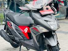 Yamaha RAY ZR STREET RALLY 2018 Motorbike