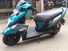 https://riyasewana.com/uploads/yamaha-ray-zr-2010465713723.jpg