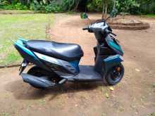 https://riyasewana.com/uploads/yamaha-ray-zr-2014184913564.jpg