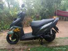 https://riyasewana.com/uploads/yamaha-ray-zr-2017532513913.jpg
