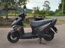 https://riyasewana.com/uploads/yamaha-ray-zr-2019123113494.jpg