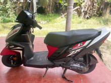 Yamaha Ray ZR 2017 Motorbike