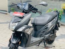 Yamaha Ray ZR 2018 Motorbike