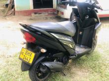 https://riyasewana.com/uploads/yamaha-ray-zr-211113524041.jpg