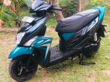 https://riyasewana.com/uploads/yamaha-ray-zr-2116461524771.jpg