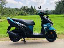 https://riyasewana.com/uploads/yamaha-ray-zr-214203622442.jpg