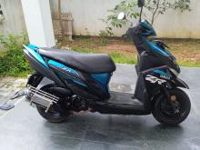 https://riyasewana.com/uploads/yamaha-ray-zr-214231519255.jpg