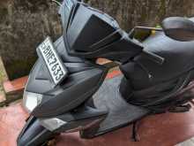 https://riyasewana.com/uploads/yamaha-ray-zr-216092513052.jpg