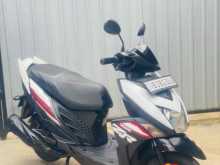 https://riyasewana.com/uploads/yamaha-ray-zr-216443622473.jpg