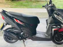 https://riyasewana.com/uploads/yamaha-ray-zr-217142122793.jpg