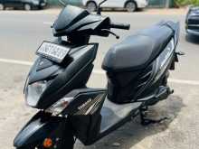 Yamaha Ray Zr 2018 Motorbike