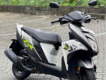 https://riyasewana.com/uploads/yamaha-ray-zr-217400824642.jpg