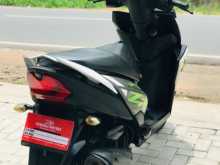 https://riyasewana.com/uploads/yamaha-ray-zr-21832111405.jpg