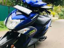 https://riyasewana.com/uploads/yamaha-ray-zr-218375513622.jpg