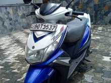 https://riyasewana.com/uploads/yamaha-ray-zr-21941564752.jpg