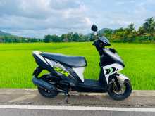 https://riyasewana.com/uploads/yamaha-ray-zr-219422313264.jpg