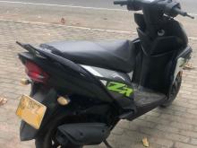 https://riyasewana.com/uploads/yamaha-ray-zr-220472124341.jpg