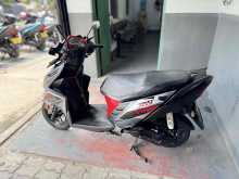 https://riyasewana.com/uploads/yamaha-ray-zr-220492122602.jpg