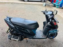 https://riyasewana.com/uploads/yamaha-ray-zr-22056216794.jpg