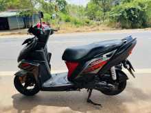 https://riyasewana.com/uploads/yamaha-ray-zr-2210011822452.jpg