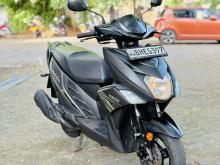 https://riyasewana.com/uploads/yamaha-ray-zr-221121319886.jpg