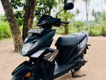 https://riyasewana.com/uploads/yamaha-ray-zr-2212131113133.jpg