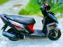 https://riyasewana.com/uploads/yamaha-ray-zr-2216094213473.jpg