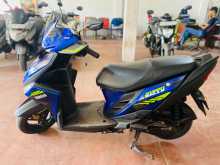 https://riyasewana.com/uploads/yamaha-ray-zr-22926361394.jpg