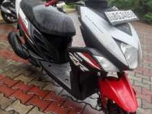 https://riyasewana.com/uploads/yamaha-ray-zr-231000281604.jpg