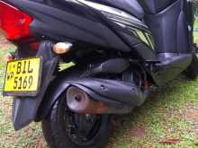 https://riyasewana.com/uploads/yamaha-ray-zr-231102231655.jpg